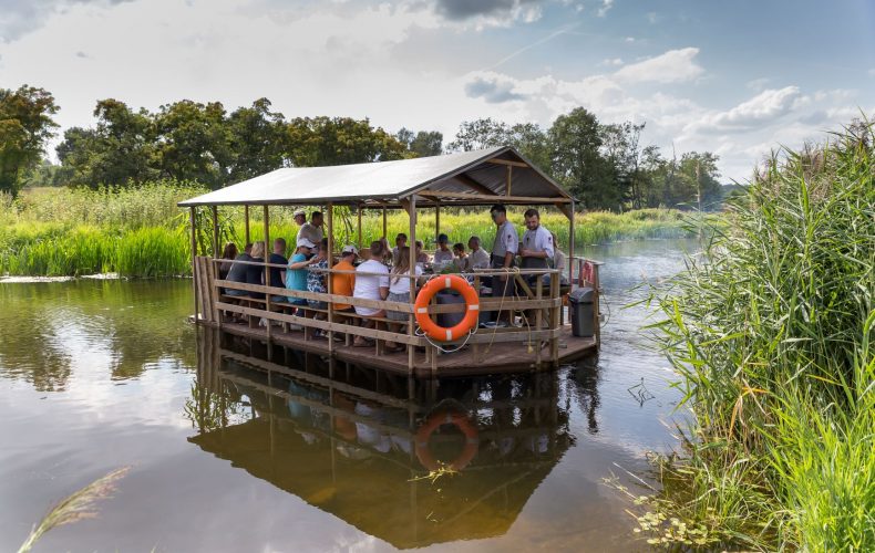 Sabiles motorizētais plosts (3)