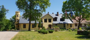 Biksere Manor – museum of antiquities, park with sculptures