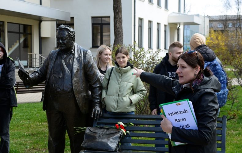 ????????????????????????????????????