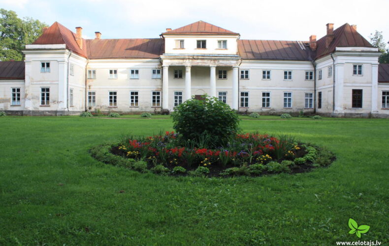 Varaklanu_muiza