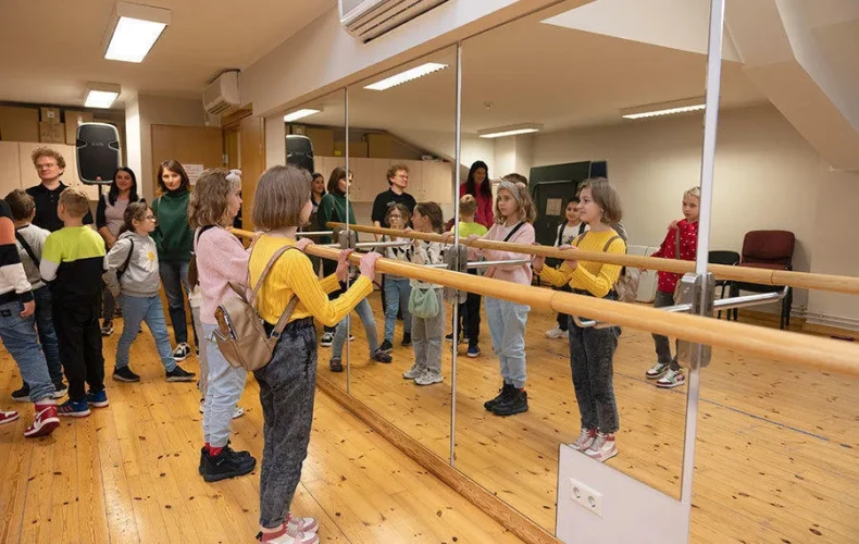 skolenu-ekskursija-cehove-teatri-riga-007